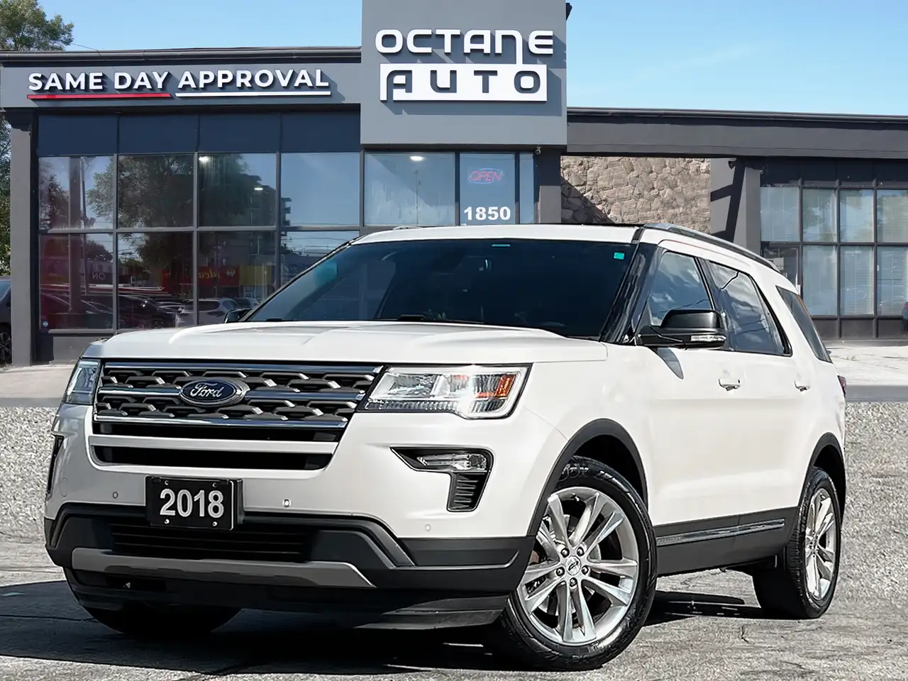 Ford Explorer photo Ford Explorer