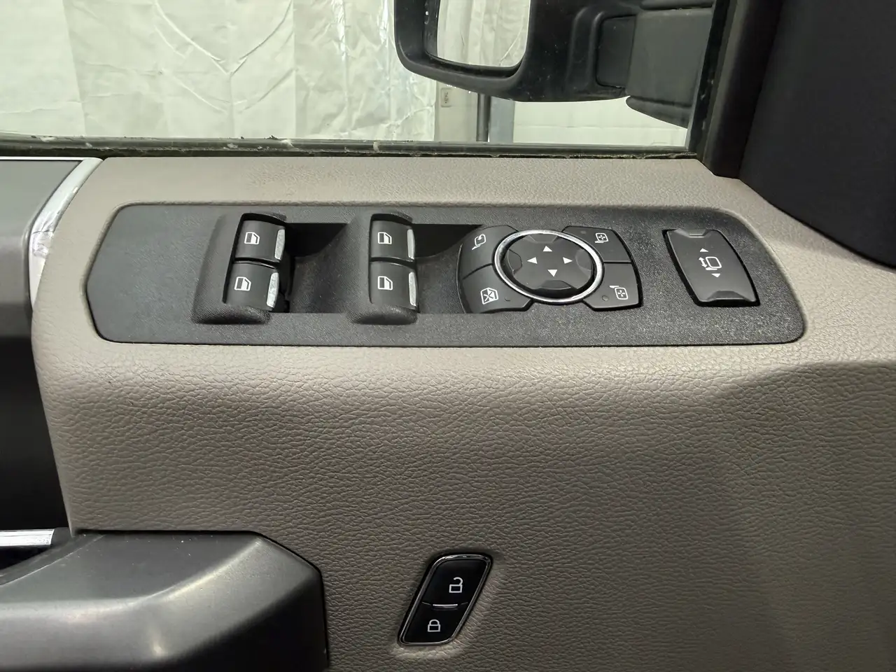 Ford F 350 снимка Ford F 350