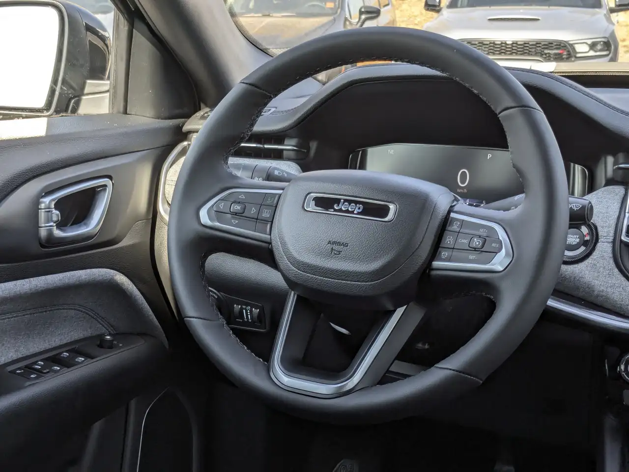 Jeep Compass снимка Jeep Compass