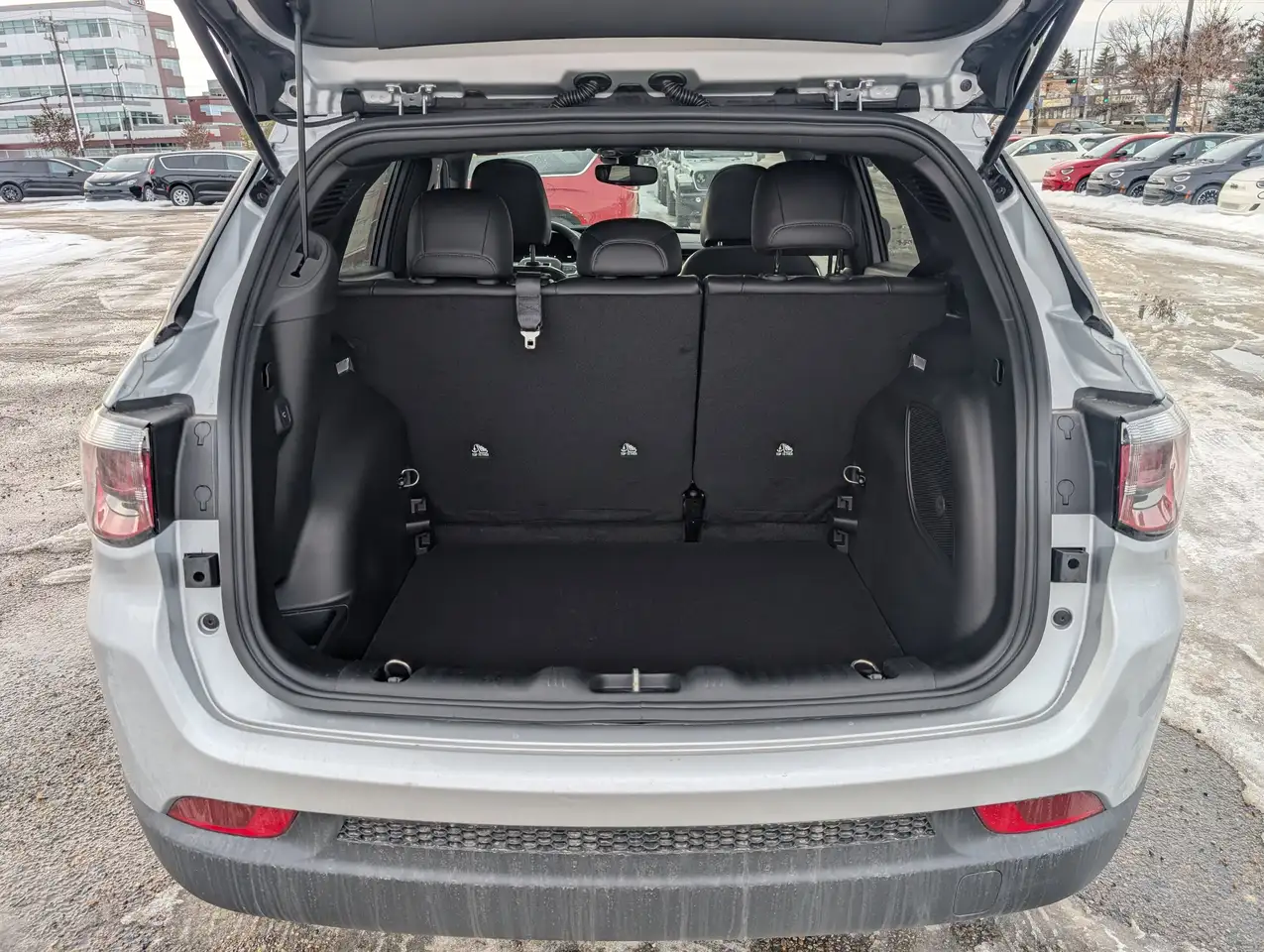 Jeep Compass photo Jeep Compass