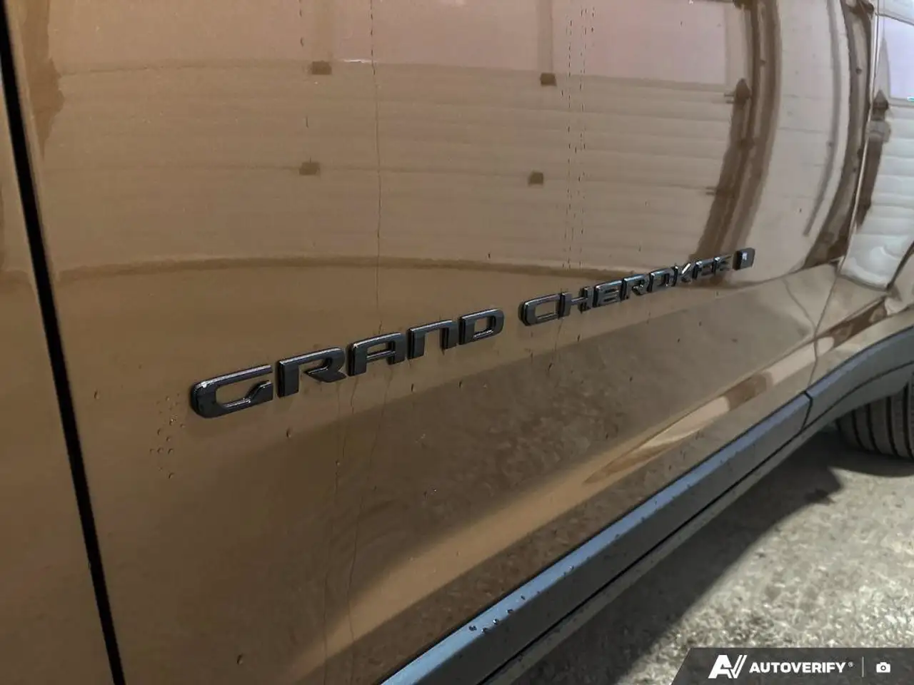 Jeep Grand Cherokee снимка Jeep Grand Cherokee
