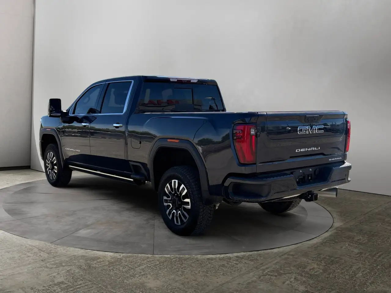 GMC Sierra 3500HD photo GMC Sierra 3500HD
