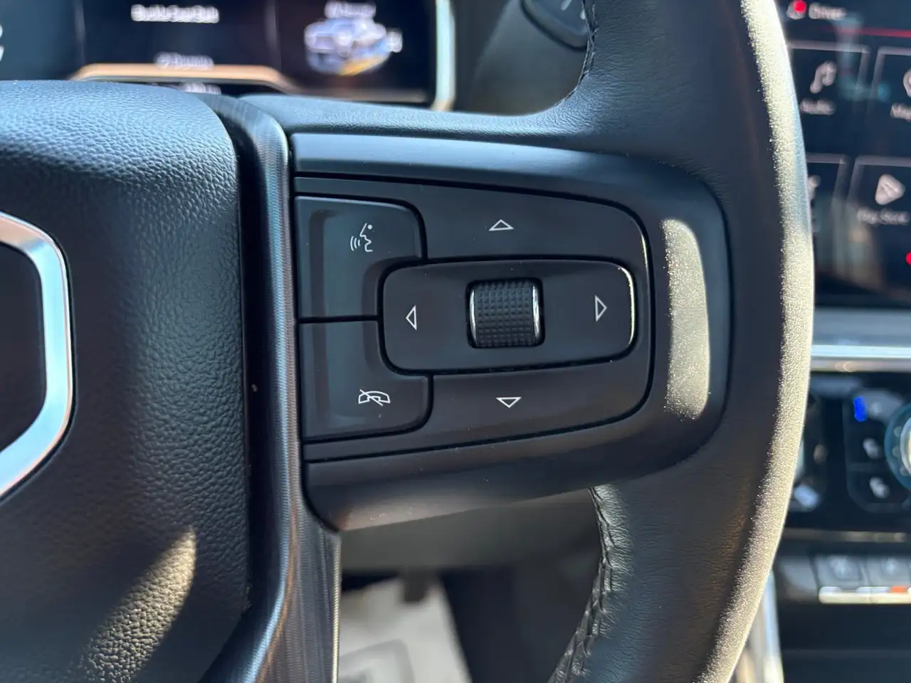 GMC Sierra 3500HD photo GMC Sierra 3500HD