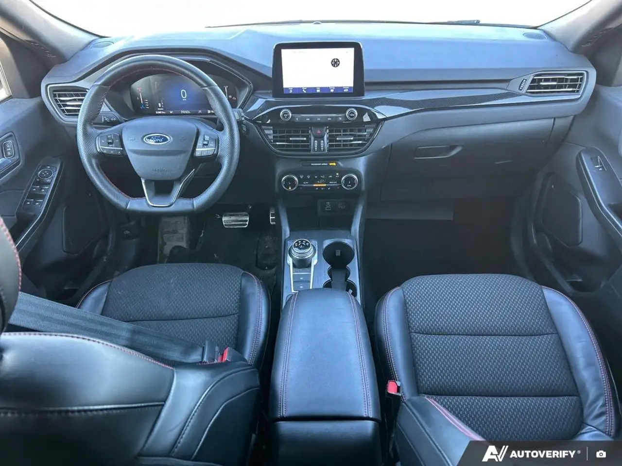 Ford Escape снимка Ford Escape