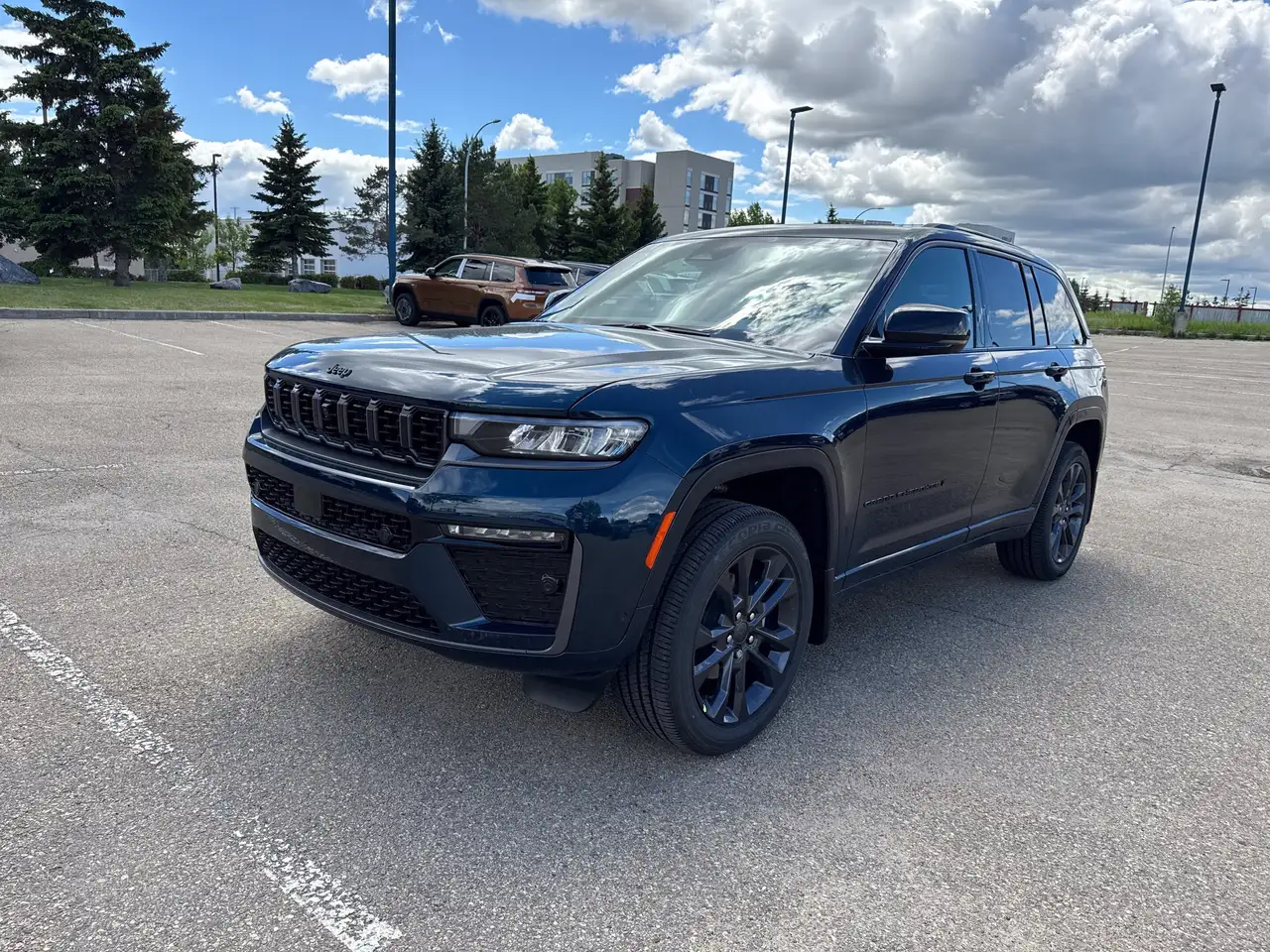 Jeep Grand Cherokee снимка Jeep Grand Cherokee