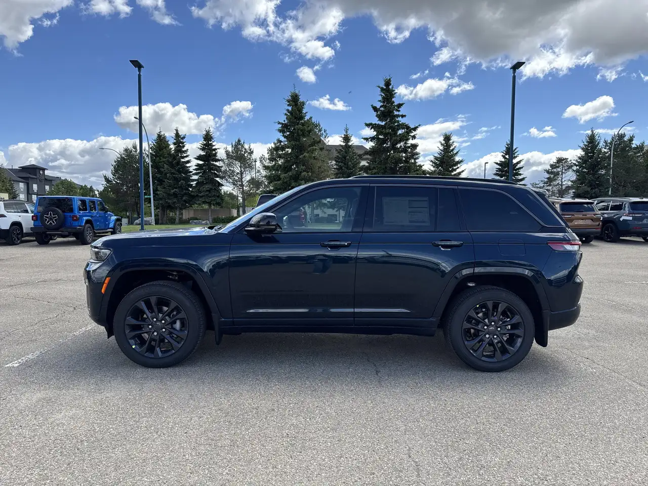 Jeep Grand Cherokee снимка Jeep Grand Cherokee