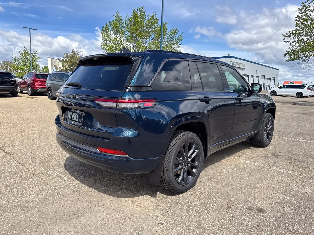 Jeep Grand Cherokee снимка Jeep Grand Cherokee