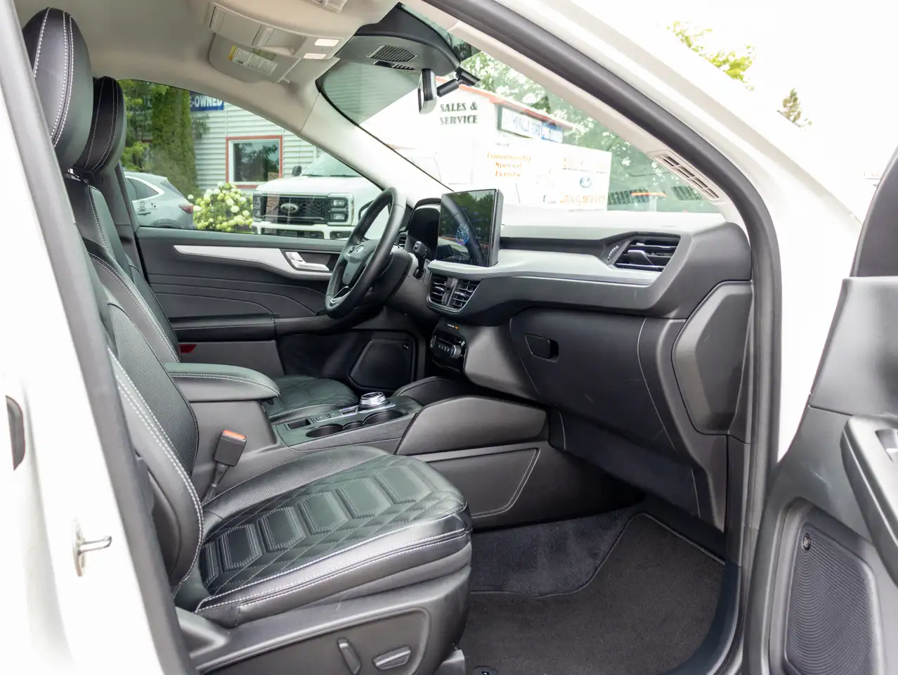 Ford Escape снимка Ford Escape