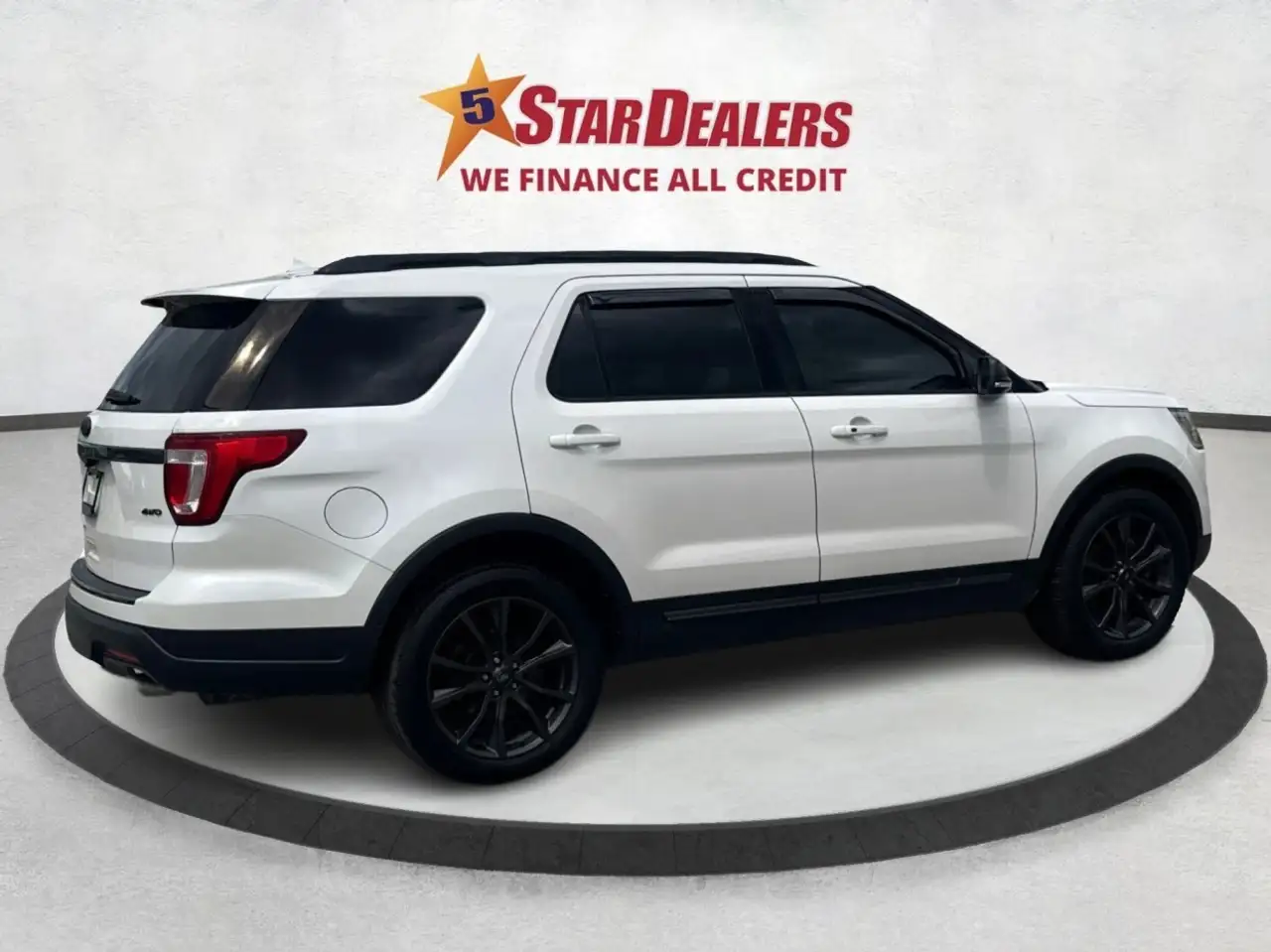 Ford Explorer photo Ford Explorer