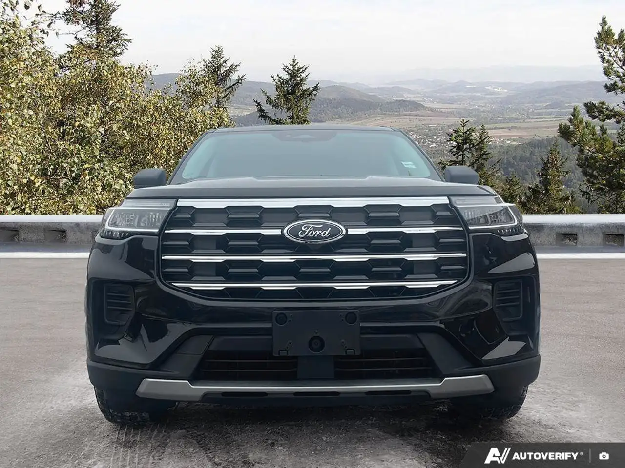 Ford Explorer photo Ford Explorer