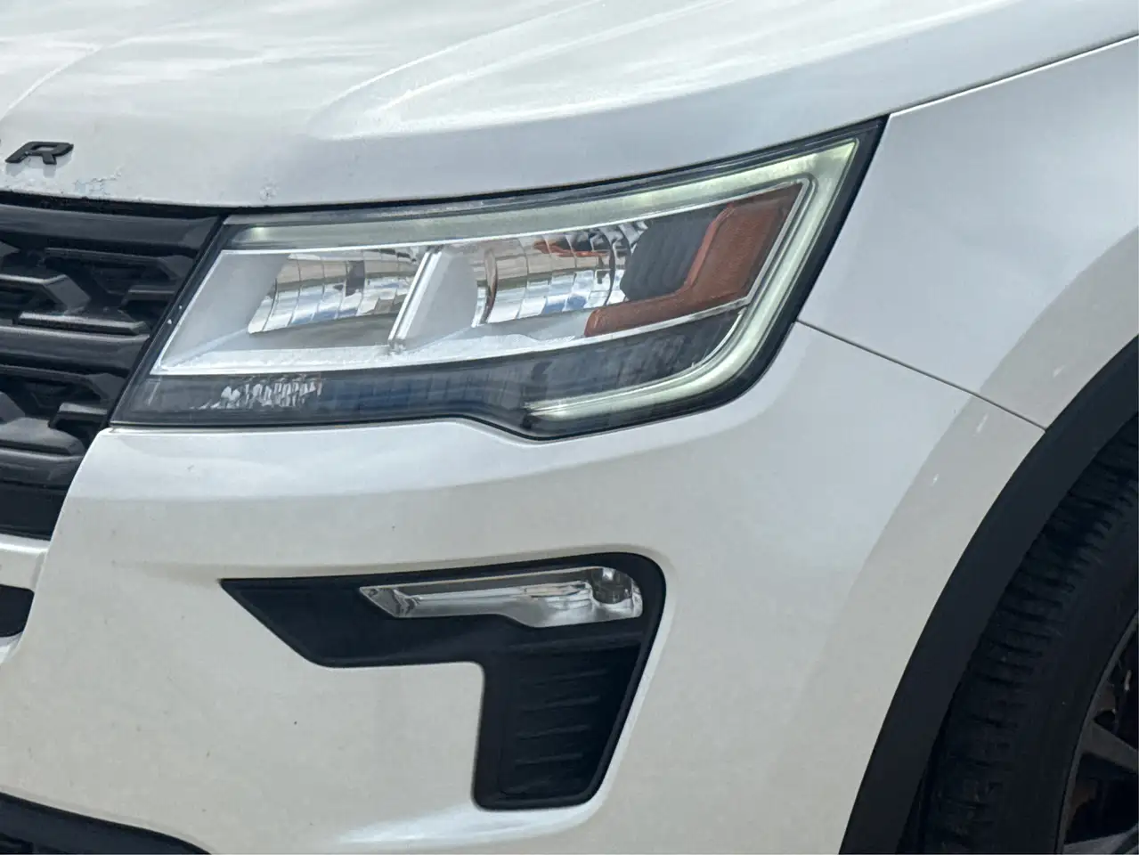 Ford Explorer photo Ford Explorer