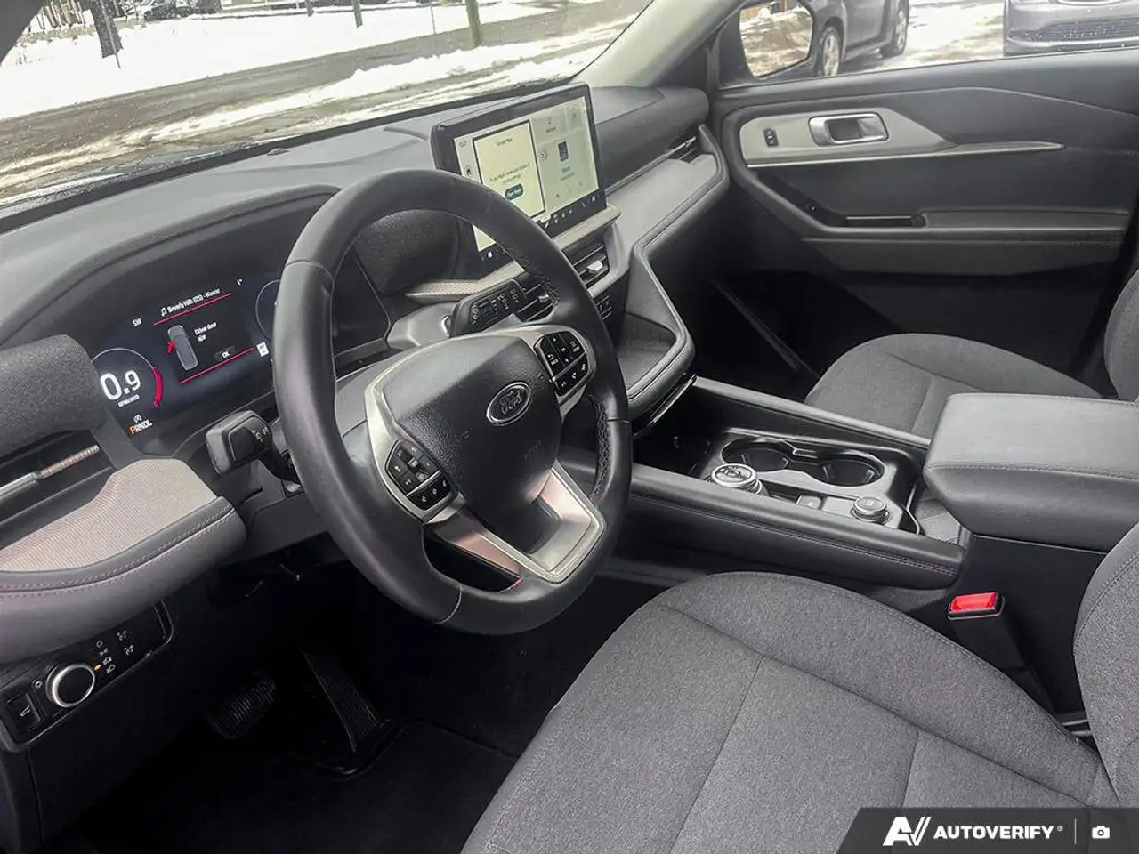 Ford Explorer photo Ford Explorer