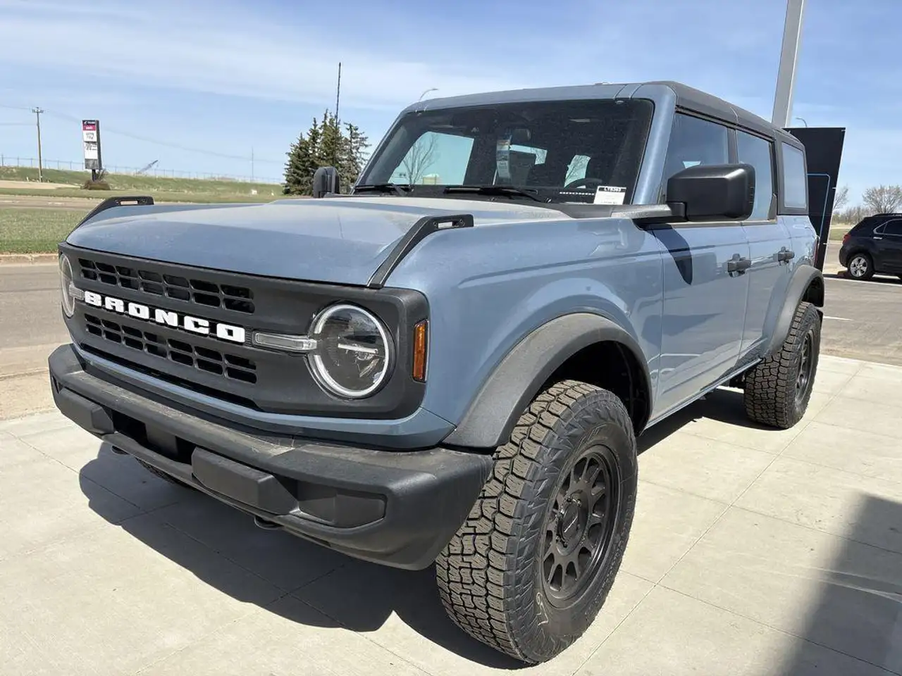 Ford Bronco снимка Ford Bronco