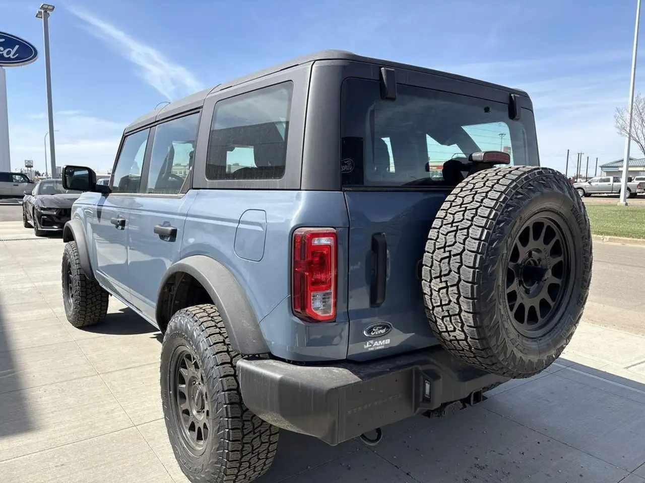 Ford Bronco снимка Ford Bronco