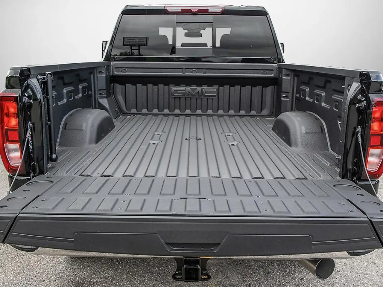 GMC Sierra 3500 снимка GMC Sierra 3500