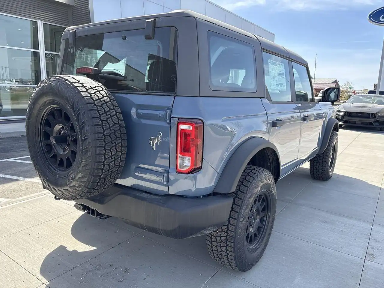 Ford Bronco снимка Ford Bronco