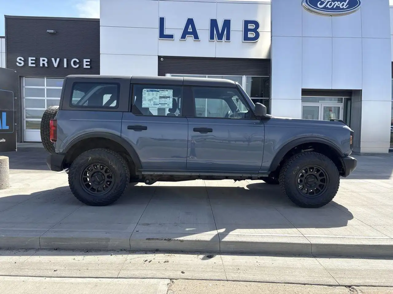 Ford Bronco снимка Ford Bronco