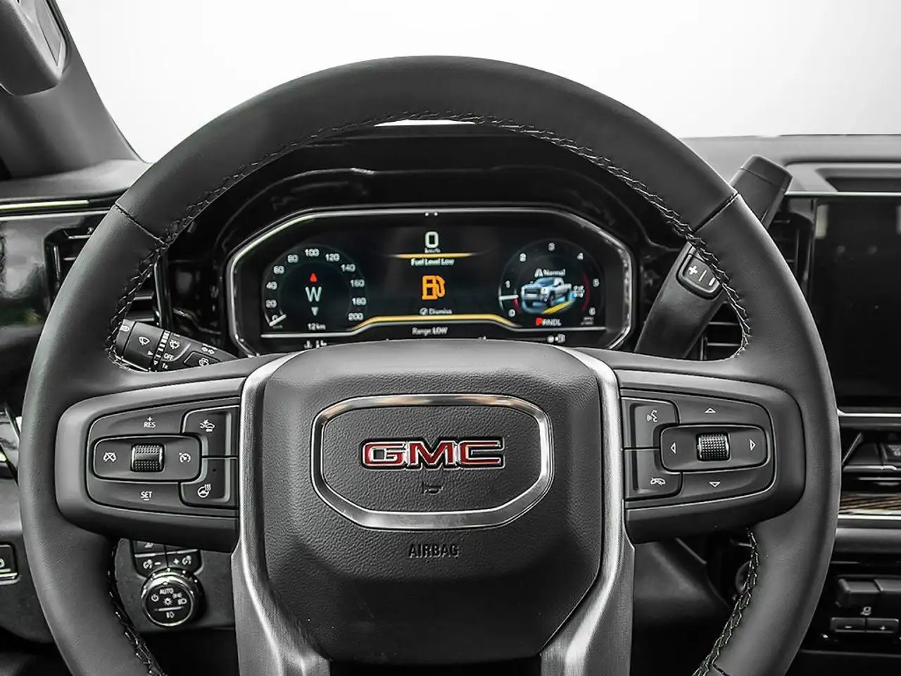 GMC Sierra 3500 снимка GMC Sierra 3500
