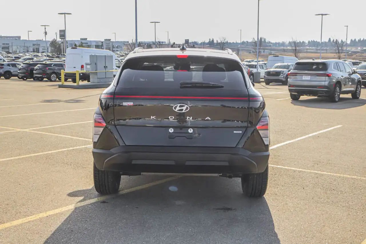 Hyundai KONA снимка Hyundai KONA