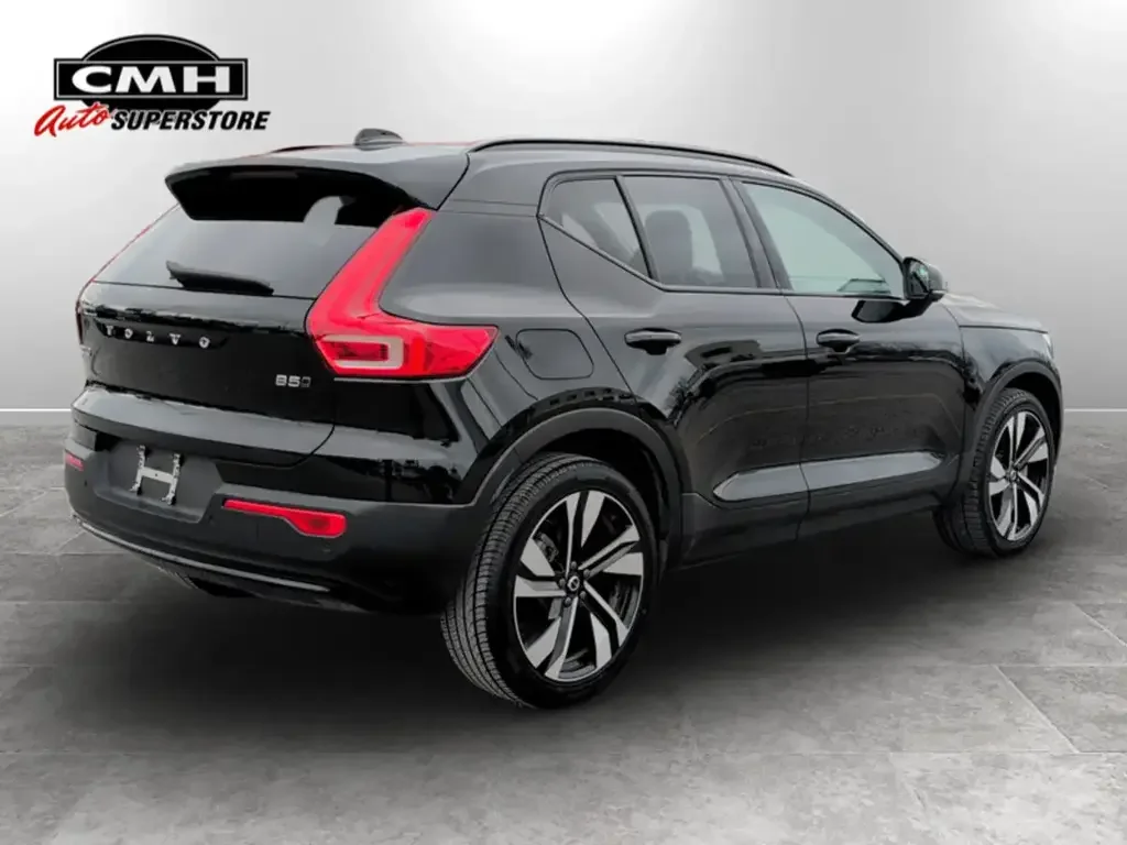 Volvo XC40 photo Volvo XC40
