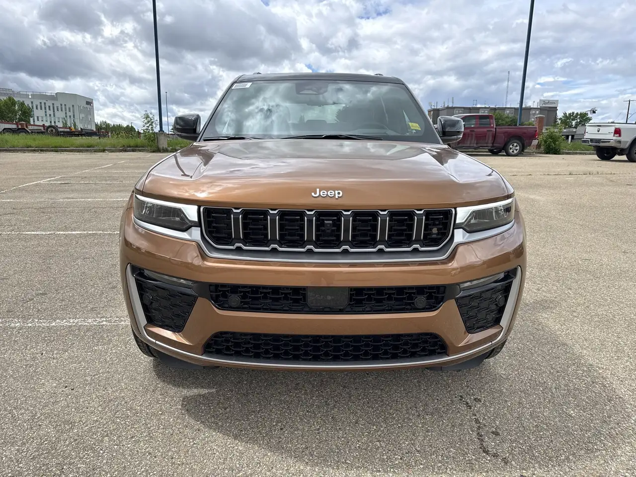 Jeep Grand Cherokee снимка Jeep Grand Cherokee