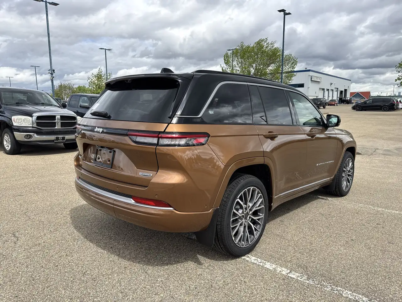 Jeep Grand Cherokee снимка Jeep Grand Cherokee