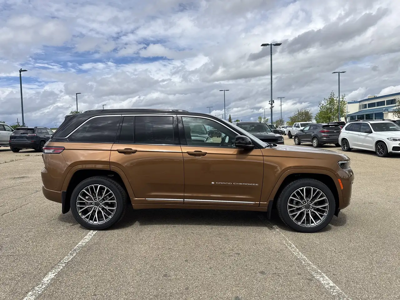 Jeep Grand Cherokee снимка Jeep Grand Cherokee