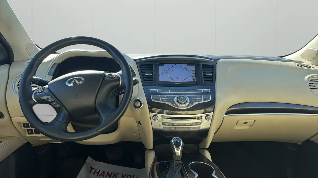 Infiniti QX60 снимка Infiniti QX60