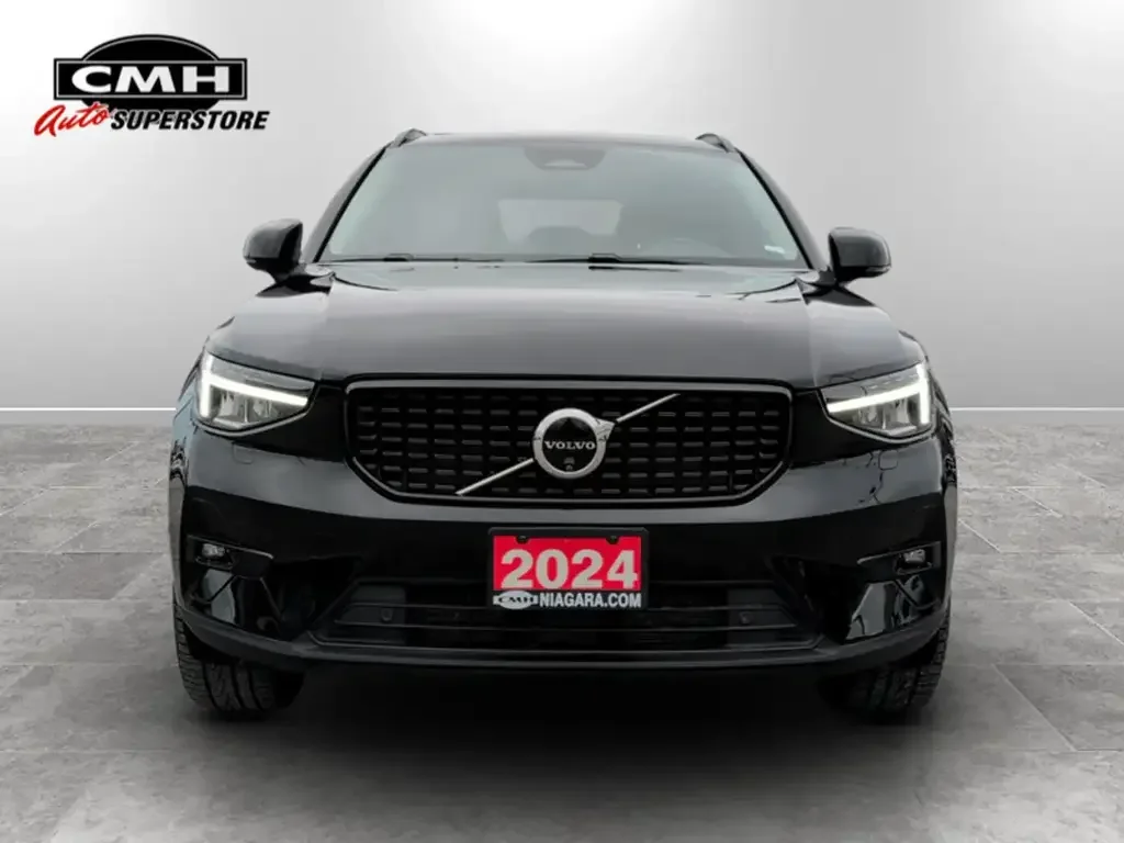 Volvo XC40 photo Volvo XC40