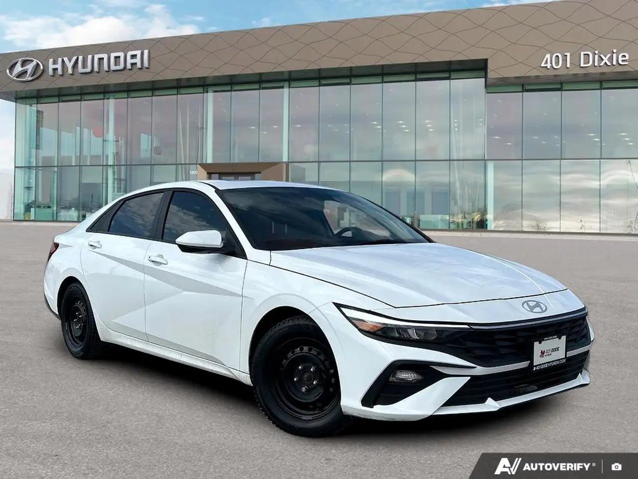 Hyundai ELANTRA снимка Hyundai ELANTRA