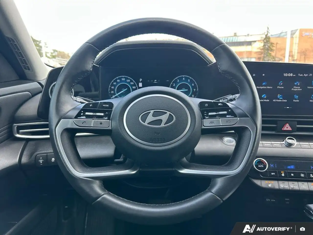 Hyundai ELANTRA снимка Hyundai ELANTRA