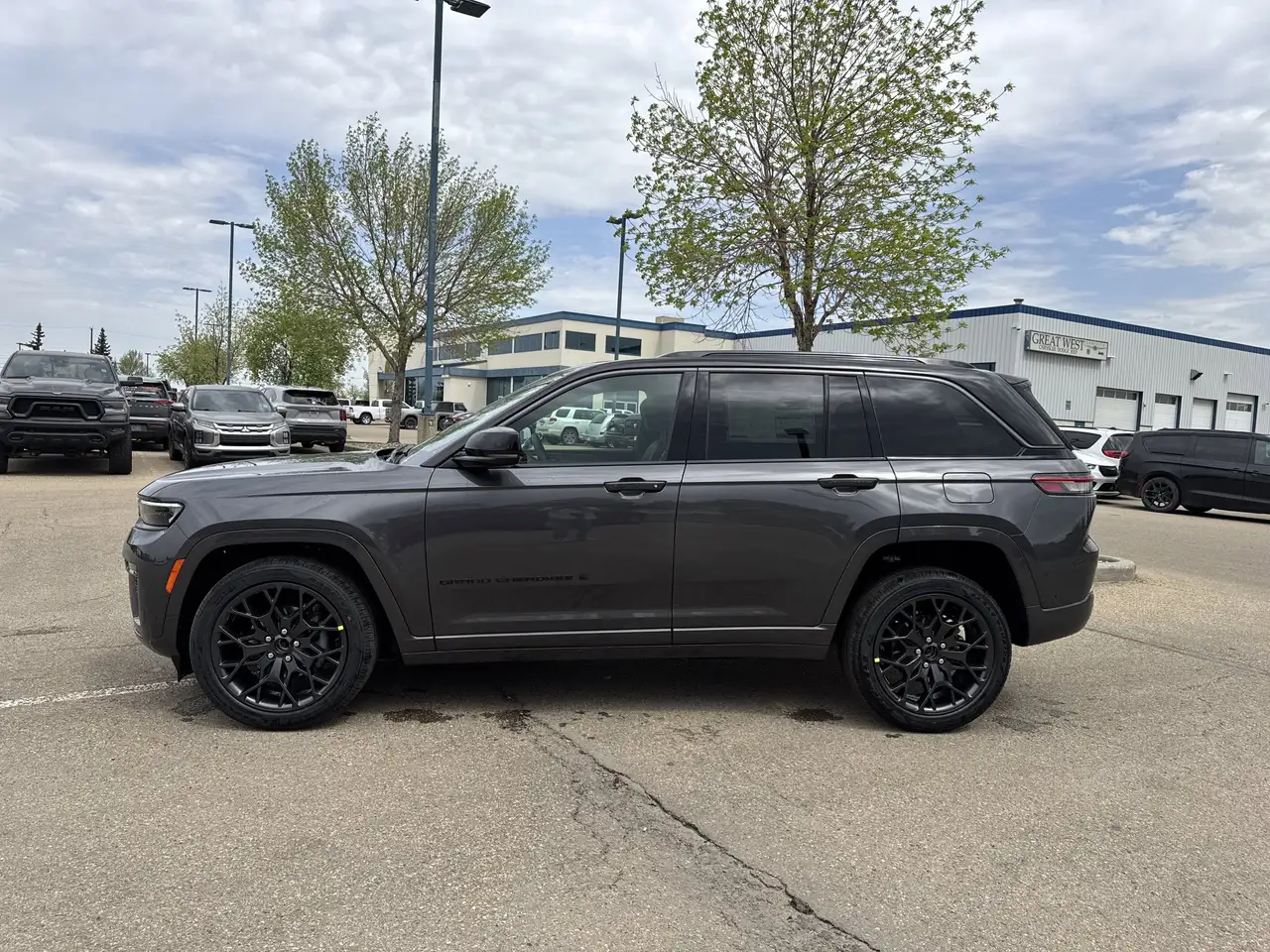 Jeep Grand Cherokee снимка Jeep Grand Cherokee