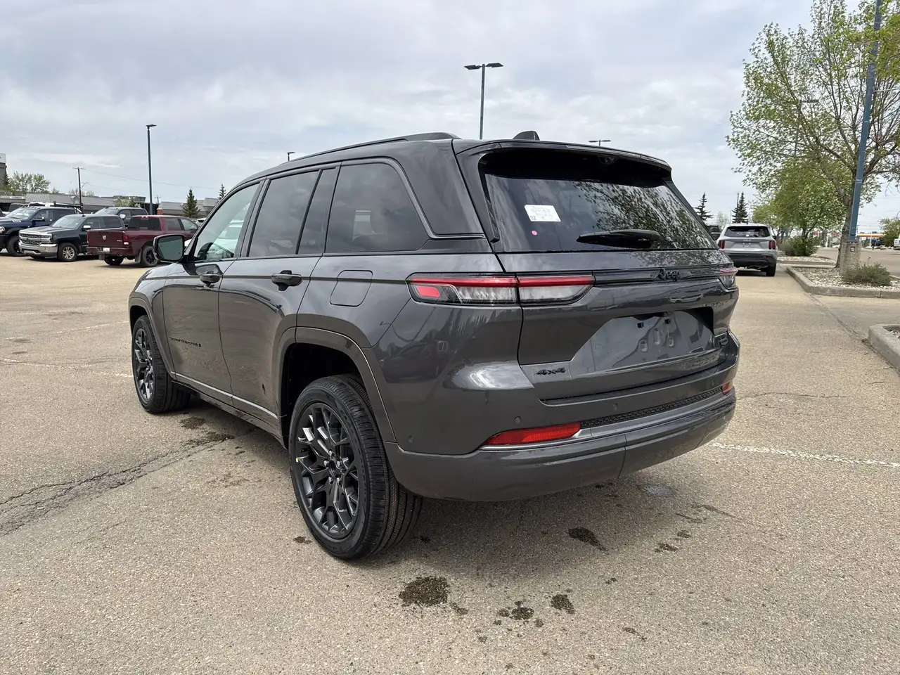 Jeep Grand Cherokee снимка Jeep Grand Cherokee