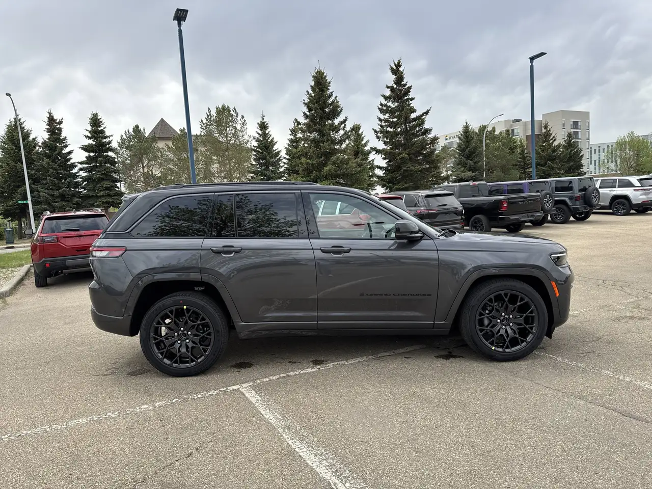 Jeep Grand Cherokee снимка Jeep Grand Cherokee