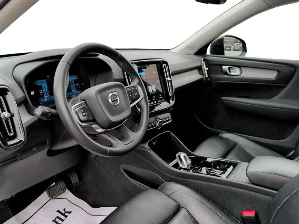 Volvo XC40 photo Volvo XC40