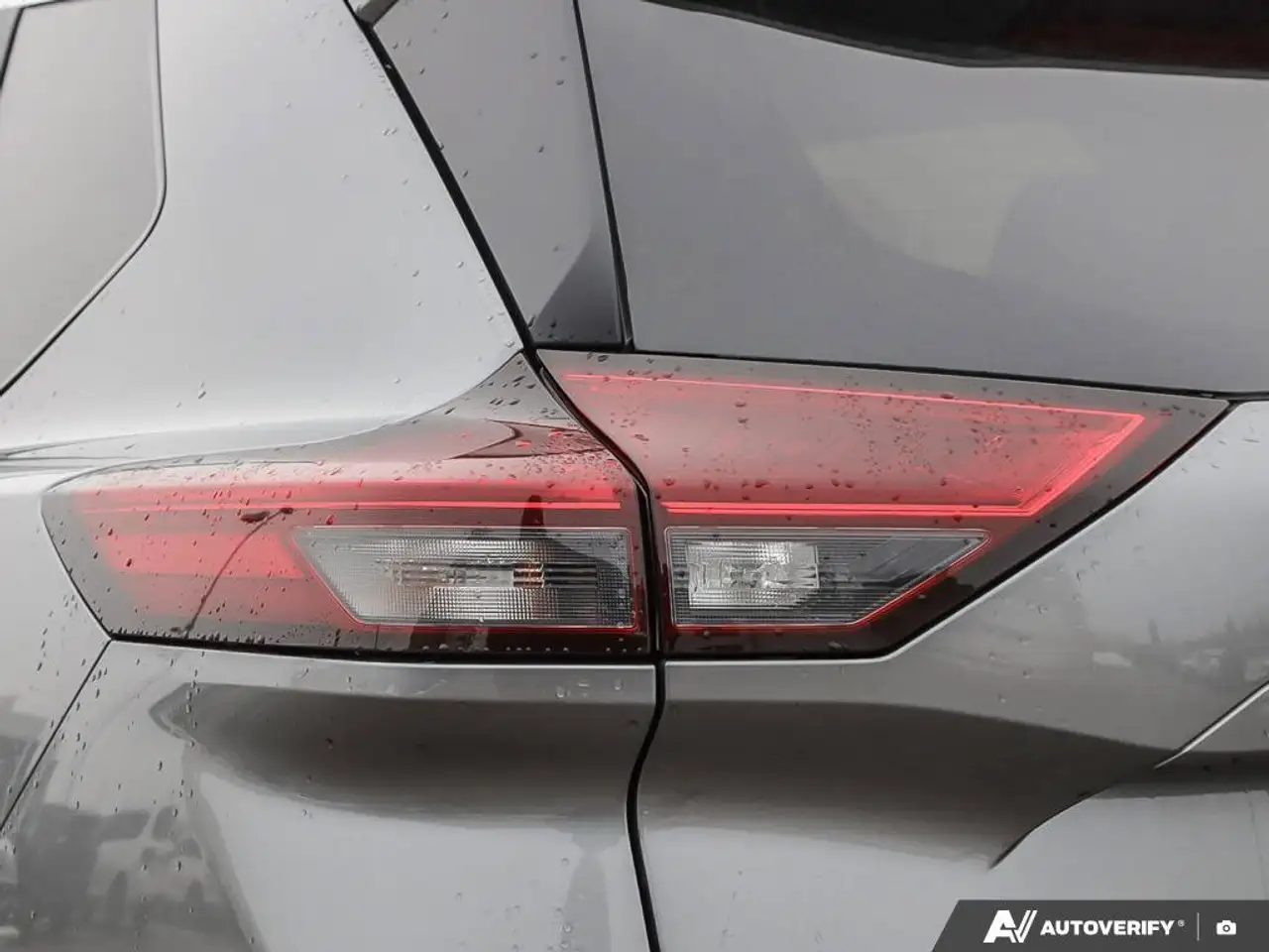 Nissan Rogue fotografie Nissan Rogue