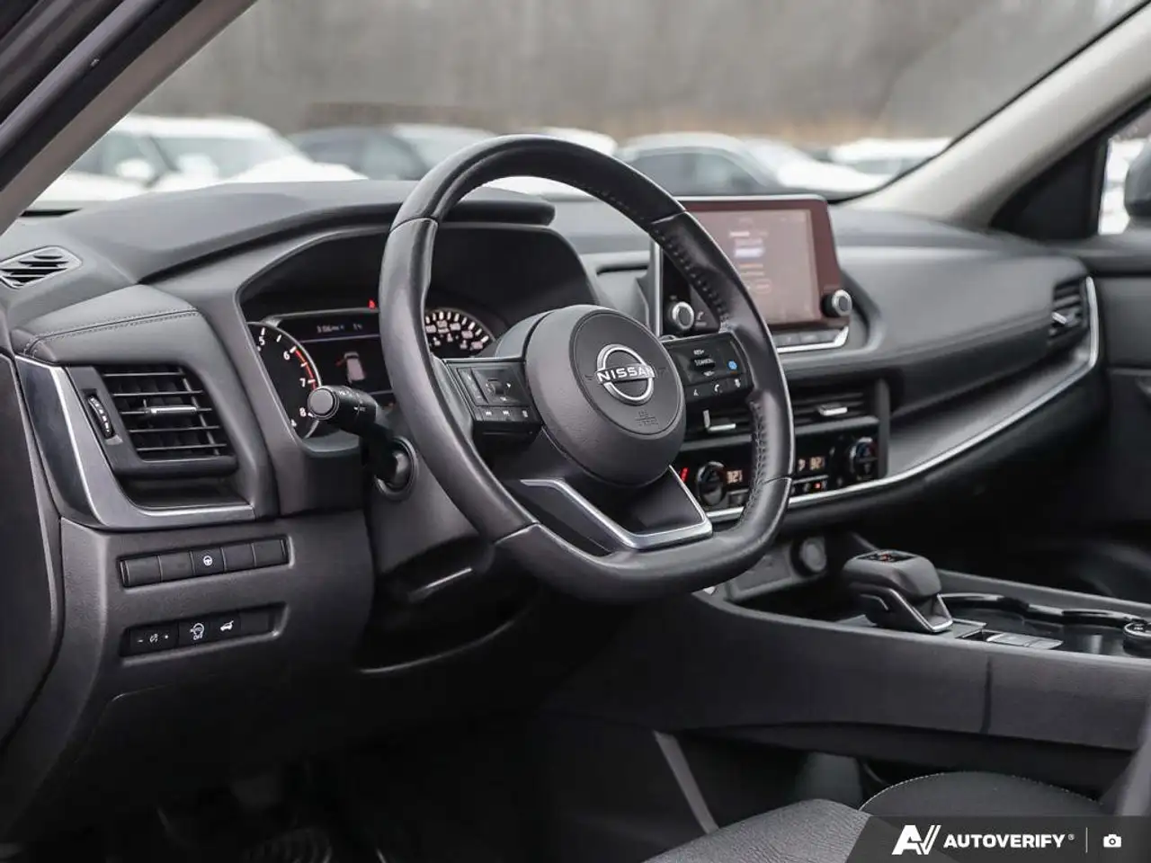 Nissan Rogue fotografie Nissan Rogue