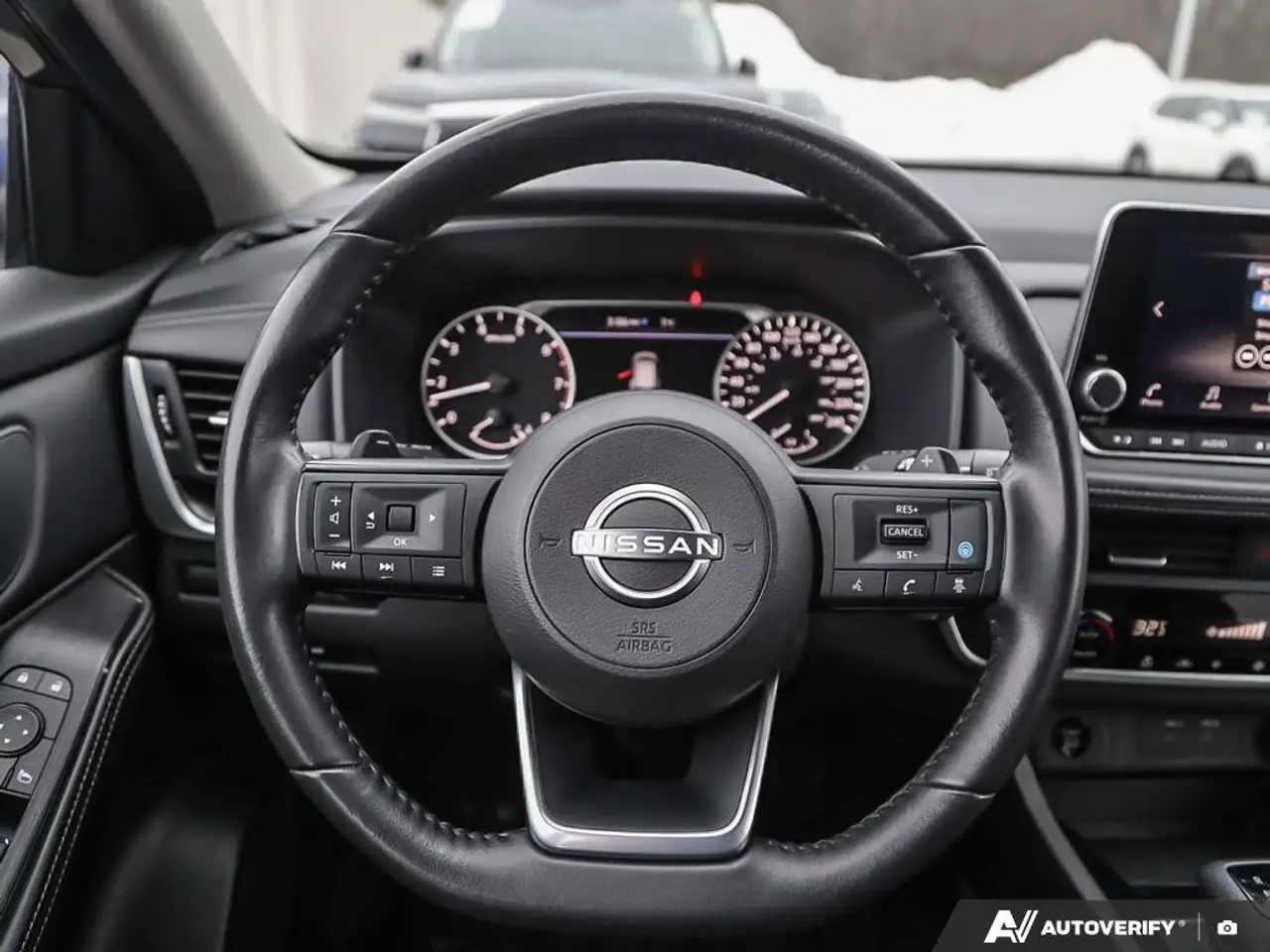 Nissan Rogue fotografie Nissan Rogue