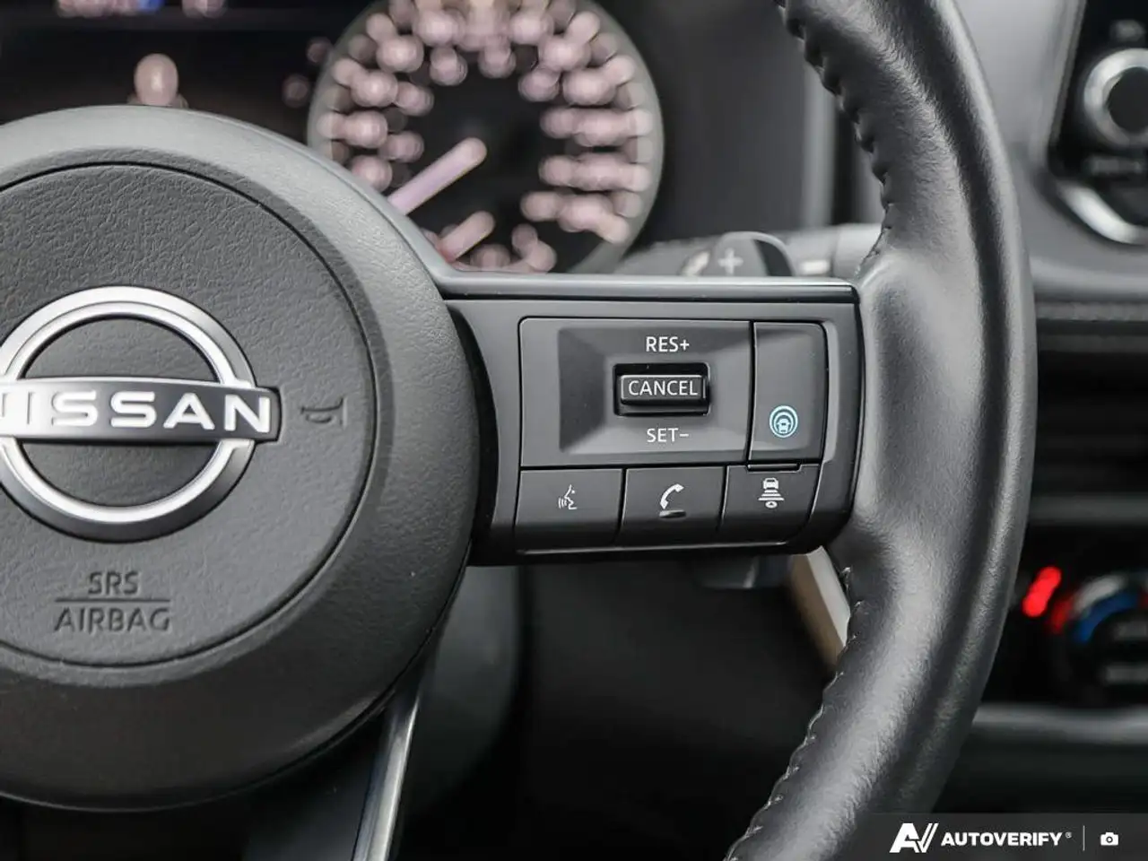 Nissan Rogue fotografie Nissan Rogue