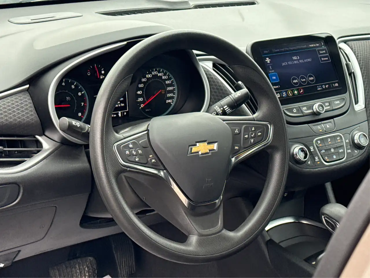 Chevrolet Malibu photo Chevrolet Malibu