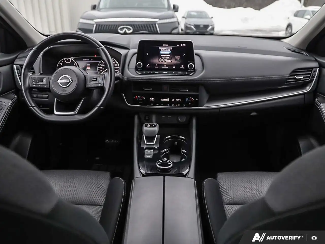 Nissan Rogue fotografie Nissan Rogue