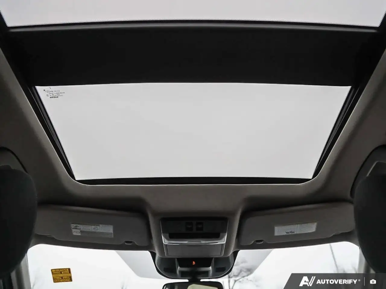 Nissan Rogue fotografie Nissan Rogue