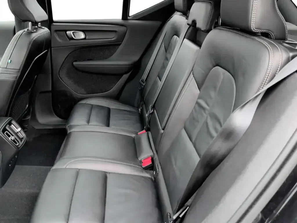 Volvo XC40 photo Volvo XC40