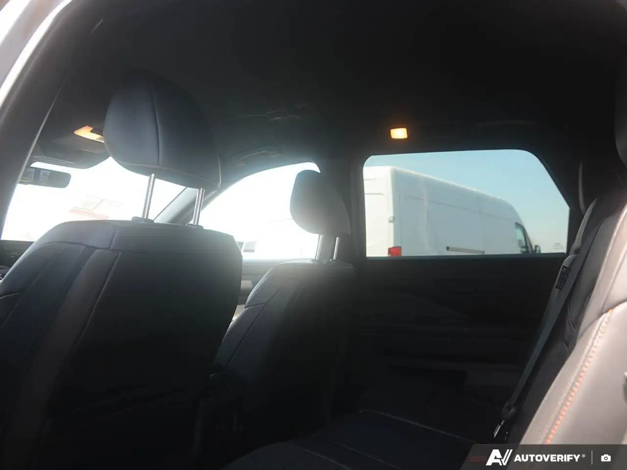 Nissan Pathfinder снимка Nissan Pathfinder