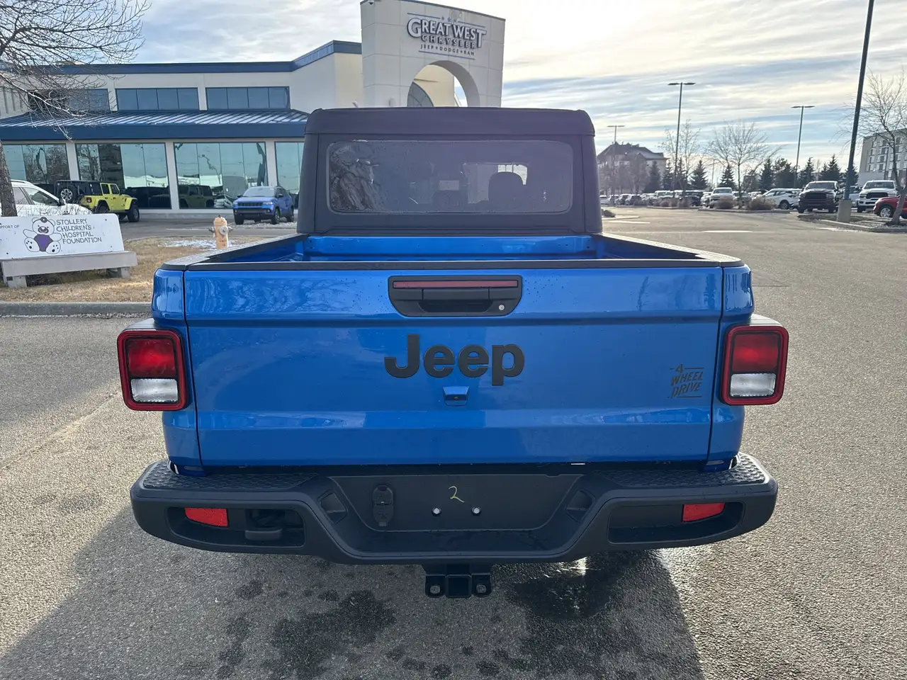 Jeep Gladiator снимка Jeep Gladiator