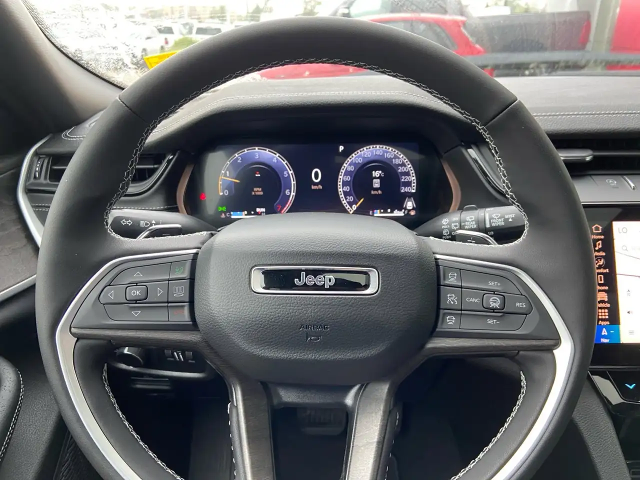 Jeep Grand Cherokee снимка Jeep Grand Cherokee