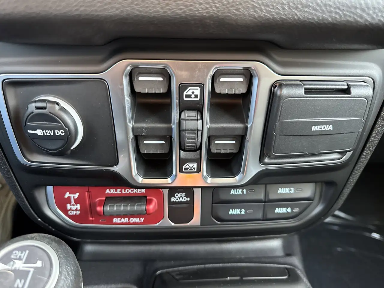 Jeep Gladiator снимка Jeep Gladiator