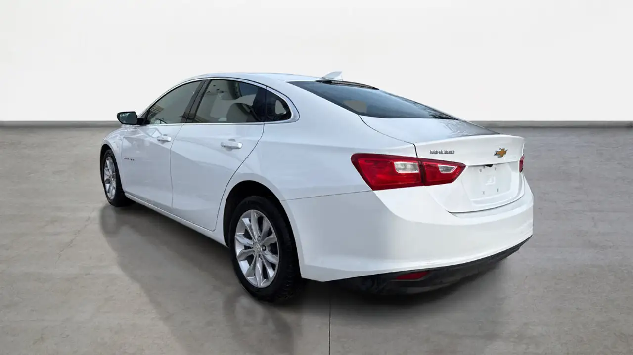 Chevrolet Malibu снимка Chevrolet Malibu