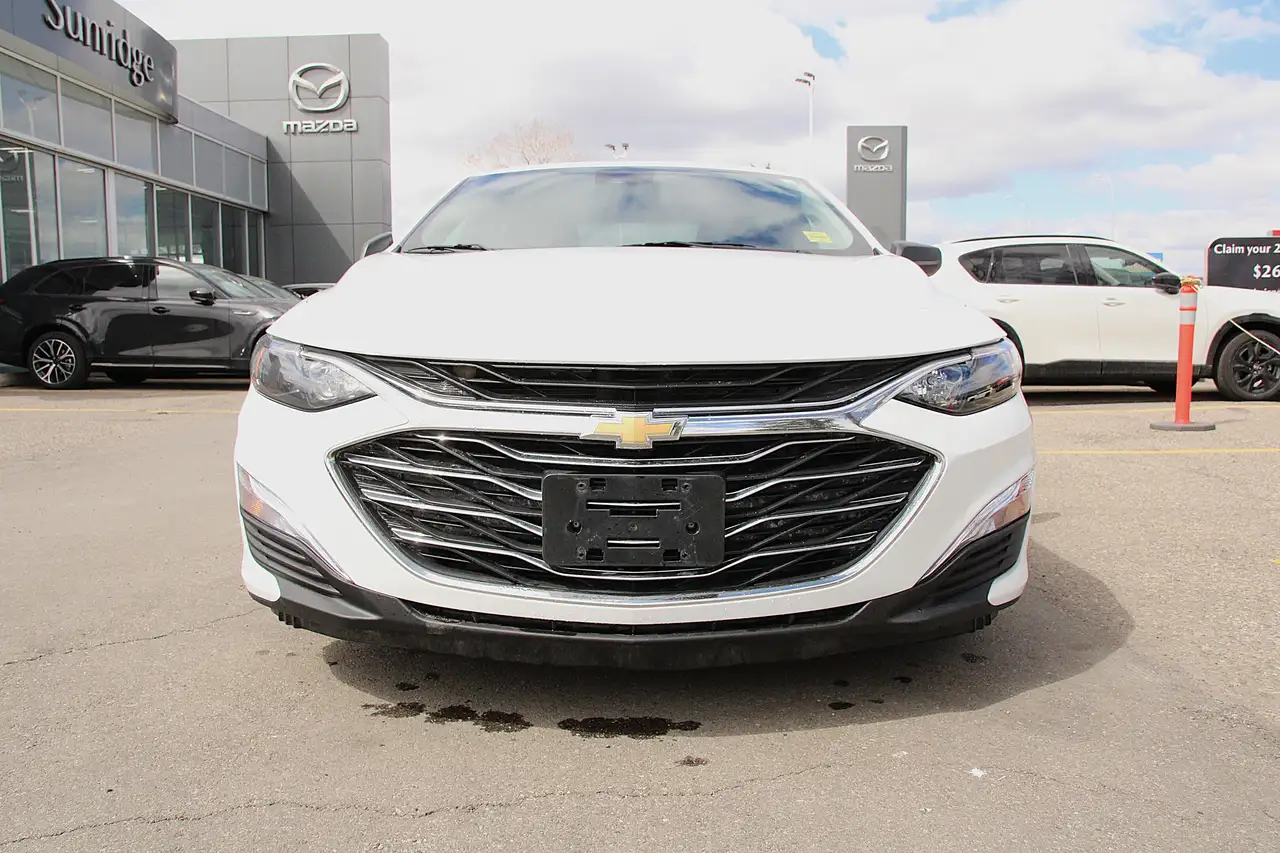 Chevrolet Malibu снимка Chevrolet Malibu