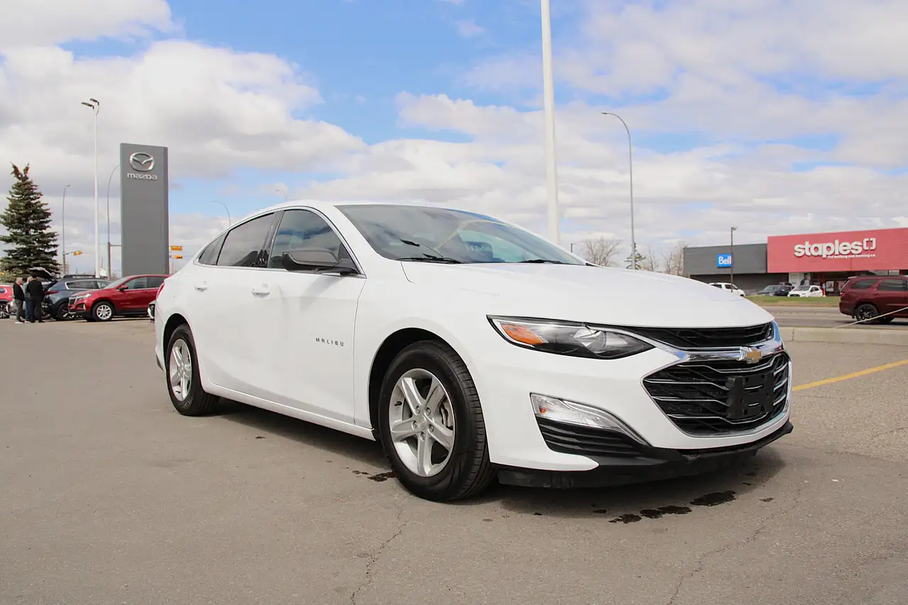 Chevrolet Malibu снимка Chevrolet Malibu